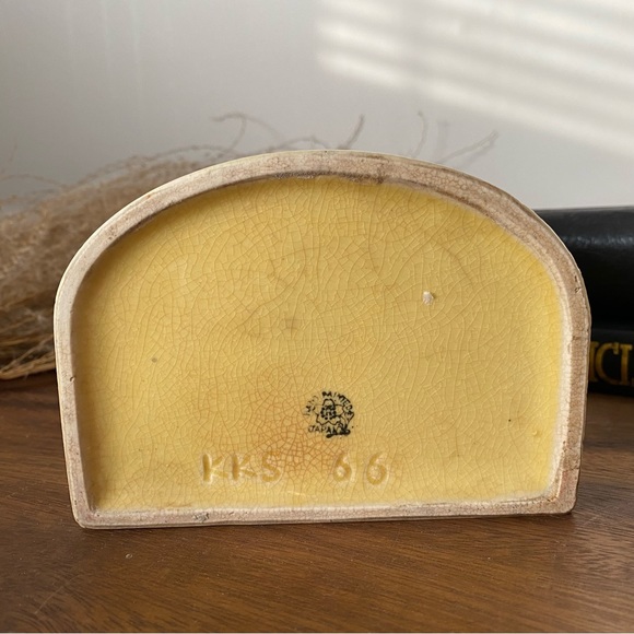 Vintage Wall Mounted Salt Box, Farmhouse Kitchen Decor - Picture 9 of 10